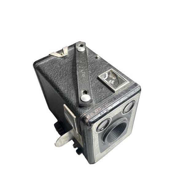 VTG Brownie Six-20 Camera Model D - Picture 9 of 12